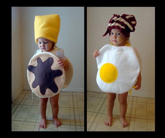 large.58bb843da959a_KidsTwinCostumes-BreakfastEggsBaconPancakeSyrupButter030417.jpg