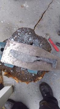 rough hunting knife.jpg