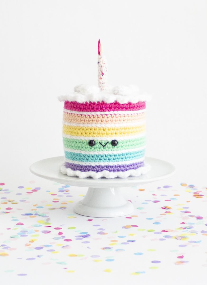 large.1698535867_feature-RAINBOW-BIRTHDAY-CAKE122023.jpg